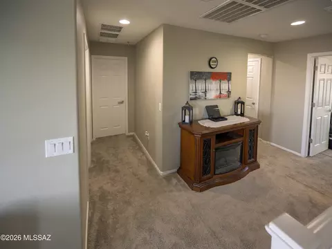 Entry Way - 12093 E Ryscott Cir, Vail, AZ 85641 photo 4 of 5