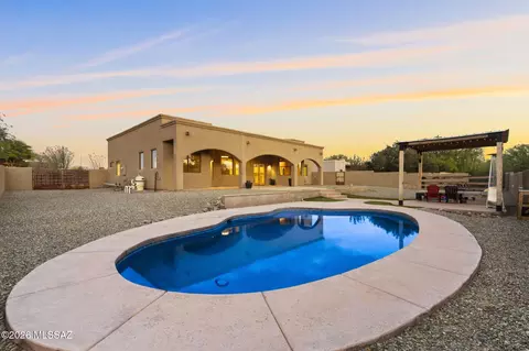 Exterior - 14326 E Sands Ranch Rd, Vail, AZ 85641 photo 4 of 5