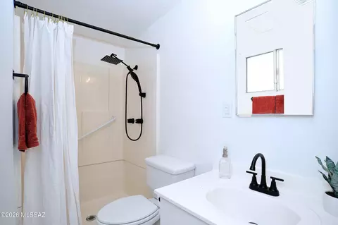 Bath - 3651 E 33rd St, Tucson, AZ 85713 photo 1 of 6
