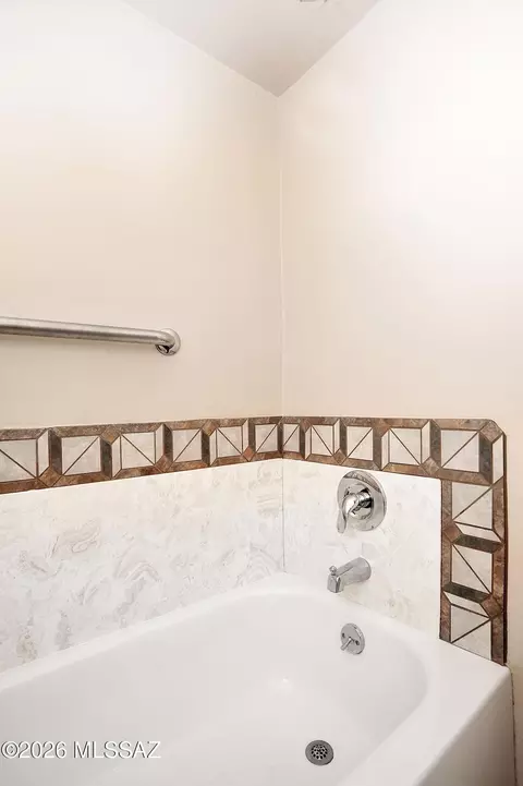 Bath - 3651 E 33rd St, Tucson, AZ 85713 photo 6 of 6
