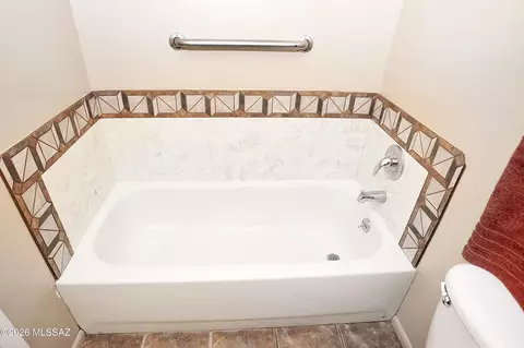 Bath - 3651 E 33rd St, Tucson, AZ 85713 photo 5 of 6