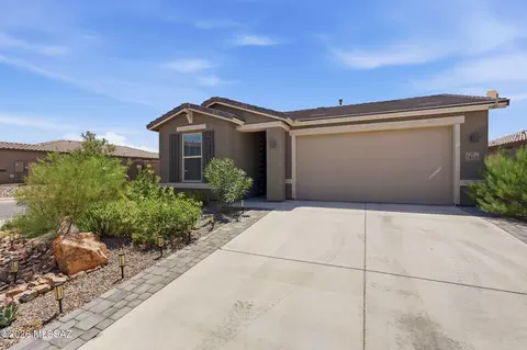 7806 S Enchanted Spring Dr, Tucson, AZ 85757