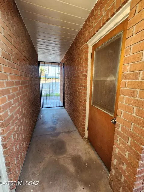 Entry Way - 5952 Eli St, Tucson, AZ 85711 photo 1 of 1