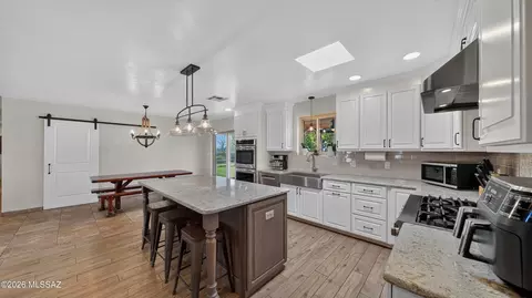 Kitchen - 194 S Taylor Rd, Willcox, AZ 85643 photo 2 of 5