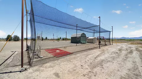 Exterior - 194 S Taylor Rd, Willcox, AZ 85643 photo 4 of 7