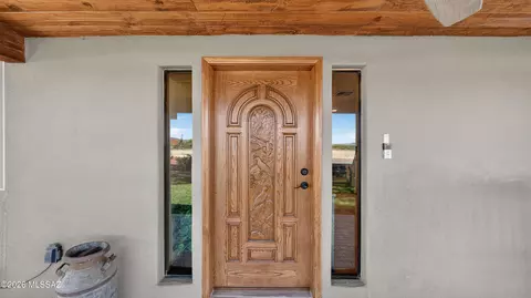 Entry Way - 194 S Taylor Rd, Willcox, AZ 85643 photo 1 of 2