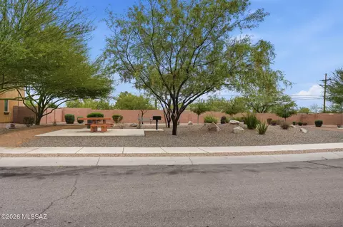 Exterior - 8855 E Abrams Loop, Tucson, AZ 85710 photo 5 of 5