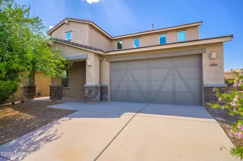 13869 E Red Oaks Dr, Vail, AZ 85641
