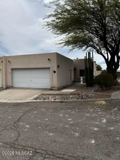7252 E Caminito Feliz, Tucson, AZ 85710
