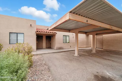 2447 N Fair Oaks Ave, Tucson, AZ 85712