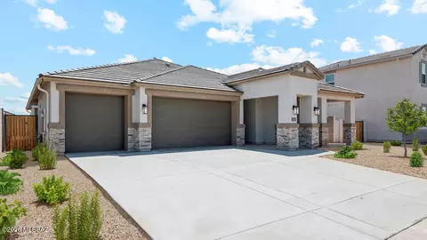 9745 N Heavenly Bamboo Dr, Marana, AZ 85653