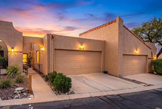 6224 N Rockglen Rd, Tucson, AZ 85704