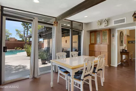 Dining - 8740 E Dexter Dr, Tucson, AZ 85715 photo 4 of 4