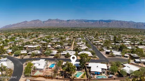 View/Area - 8740 E Dexter Dr, Tucson, AZ 85715 photo 2 of 2