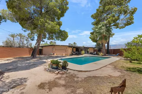 Exterior - 8740 E Dexter Dr, Tucson, AZ 85715 photo 5 of 6