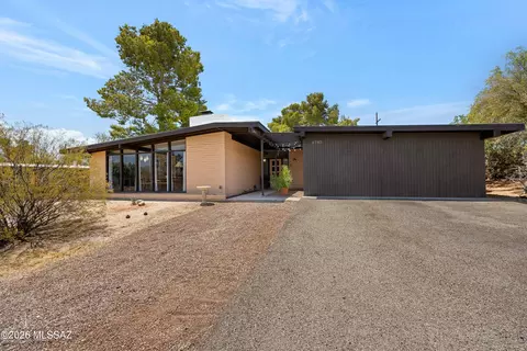 Exterior - 8740 E Dexter Dr, Tucson, AZ 85715 photo 6 of 6