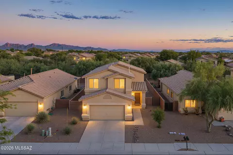 11867 W Fontenelle Dr, Marana, AZ 85653