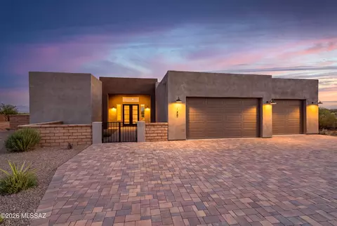 155 N Scenic Vista Dr, Sahuarita, AZ 85629