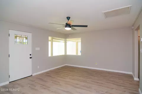 Living - 3372 E 29th St, Tucson, AZ 85713 photo 2 of 3