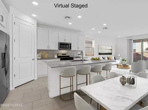 Kitchen - 13969 E Squamata Way, Vail, AZ 85641 photo 1 of 2