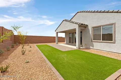 Exterior - 13952 E Lagomorpha Pl, Vail, AZ 85641 photo 2 of 5