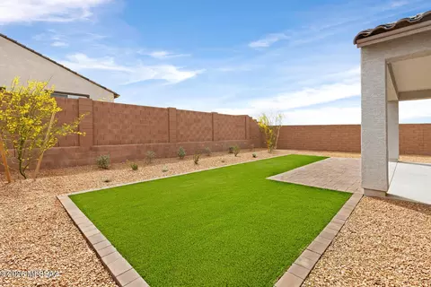 Exterior - 13952 E Lagomorpha Pl, Vail, AZ 85641 photo 3 of 5
