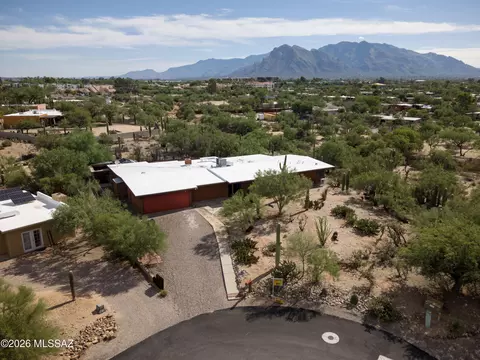 2800 W Giaconda Pl, Tucson, AZ 85741