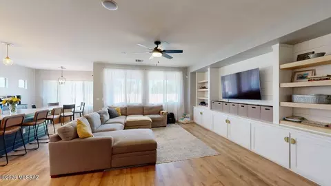 835 E Gunsight Mountain Pl, Sahuarita, AZ 85629
