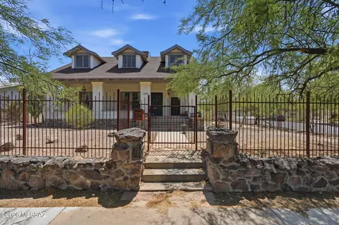 1004 N 6th Ave, Tucson, AZ 85705