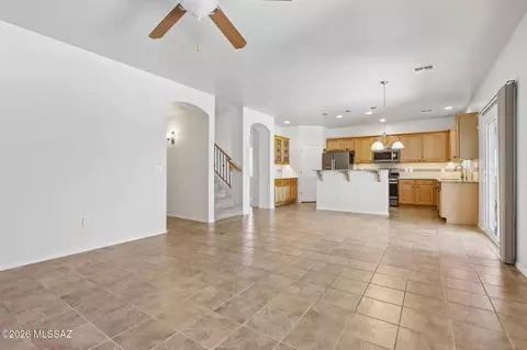 Living - 12754 E Hannah Trl, Vail, AZ 85641 photo 3 of 6