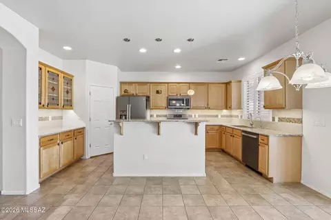 Kitchen - 12754 E Hannah Trl, Vail, AZ 85641 photo 2 of 3