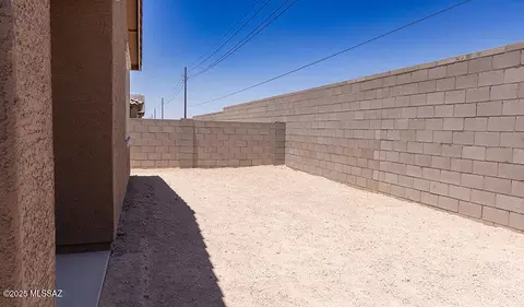 6117 E Campolina Trl, Tucson, AZ 85756