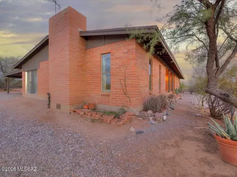 Exterior - 9700 E Andrada Rd, Vail, AZ 85641 photo 12 of 12