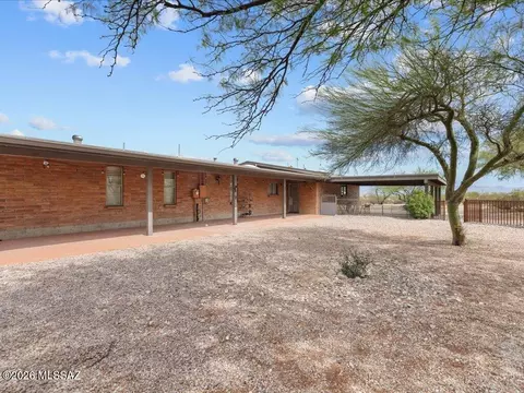 Exterior - 9700 E Andrada Rd, Vail, AZ 85641 photo 7 of 12