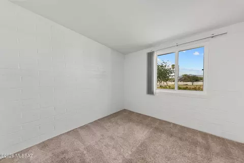 7455 E Desert Spring Dr, Tucson, AZ 85730 photo 13