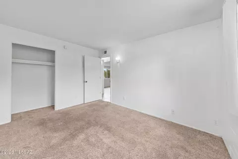 7455 E Desert Spring Dr, Tucson, AZ 85730 photo 18