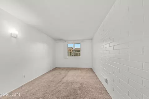 7455 E Desert Spring Dr, Tucson, AZ 85730 photo 17