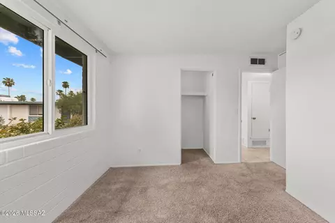 7455 E Desert Spring Dr, Tucson, AZ 85730 photo 14