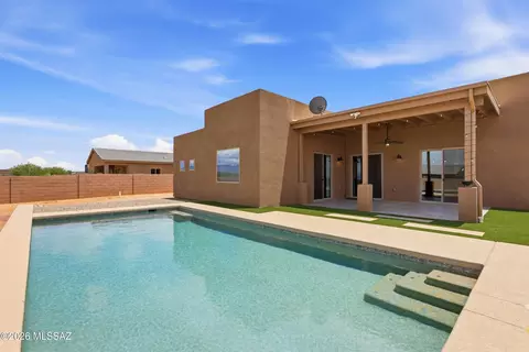 Exterior - 3335 E Canyoneer Dr, Vail, AZ 85641 photo 6 of 9