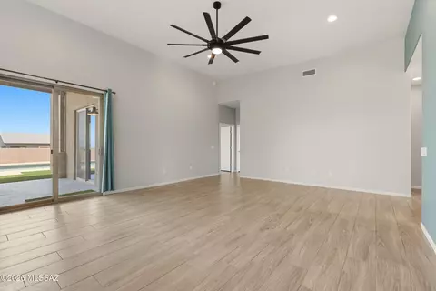 Living - 3335 E Canyoneer Dr, Vail, AZ 85641 photo 4 of 6