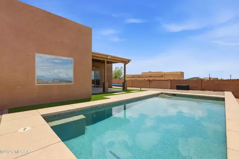 Exterior - 3335 E Canyoneer Dr, Vail, AZ 85641 photo 7 of 9