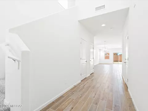 6837 W Sweetshade Ln, Tucson, AZ 85757