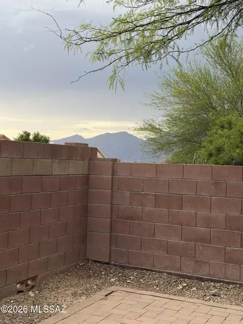 Exterior - 9920 E Caldera Pl, Tucson, AZ 85748 photo 2 of 3
