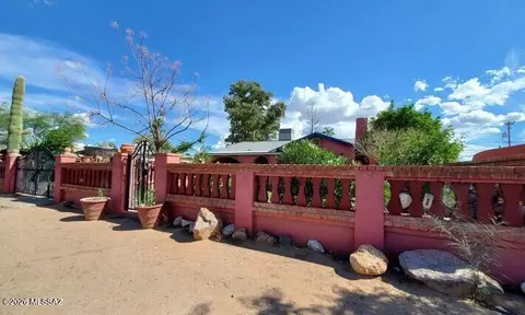 419 W Palmdale St, Tucson, AZ 85714