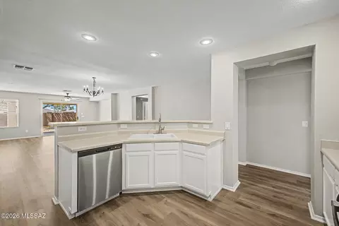 Entry Way - 3576 E Mecate Rd, Tucson, AZ 85739 photo 2 of 2