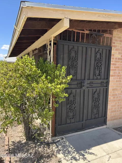 2039 E Glenn St, Tucson, AZ 85719