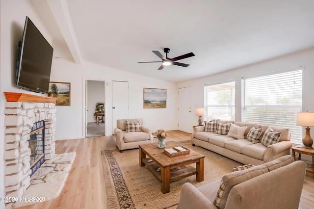 16620 W Falcon Ln, Marana, AZ 85653