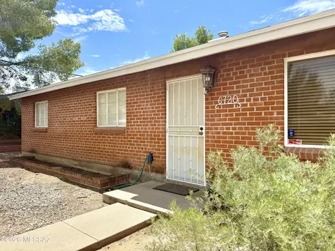 6720 E Cooper St, Tucson, AZ 85710
