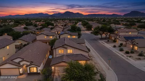 6654 W Haven Brook Way, Tucson, AZ 85757