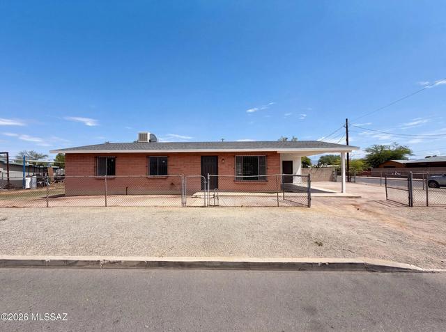 402 W District St, Tucson, AZ 85714